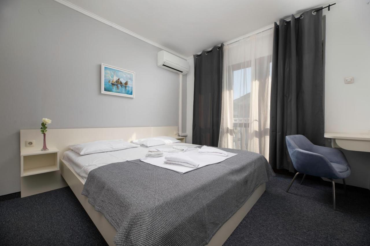 Meliores Rooms Šilo Dış mekan fotoğraf